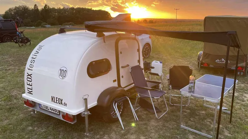 Kleox festival, oder: wie viel Wohnwagen passt in einen 220 Kilo Camping-Anhänger?