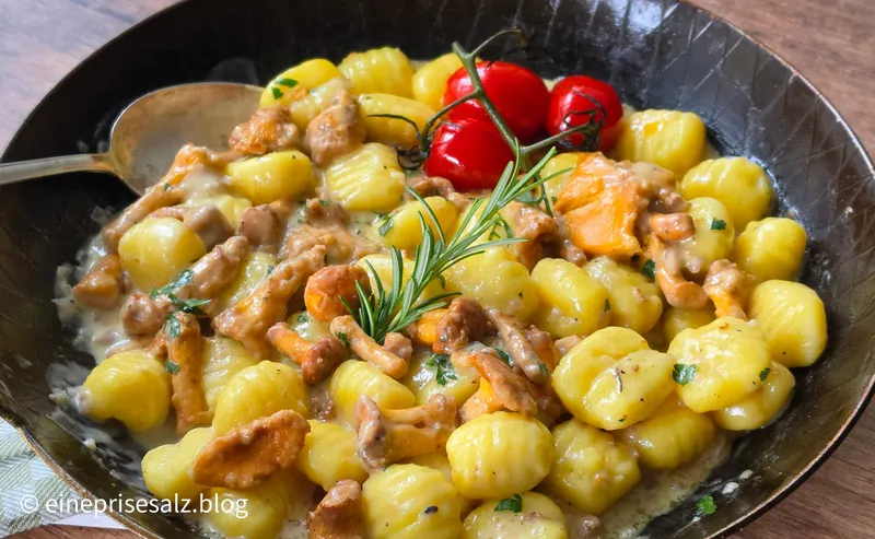 cremige Gnocchi-Pfifferling-Pfanne – schnell und einfach