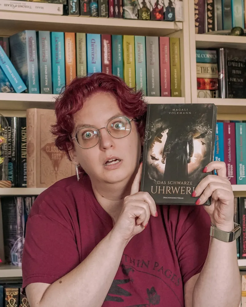 Das schwarze Uhrwerk von Magali Volkmann : Warum du nach diesem Buch eine neue Packung Taschentücher und ein starkes Herz brauchst (Rezension)