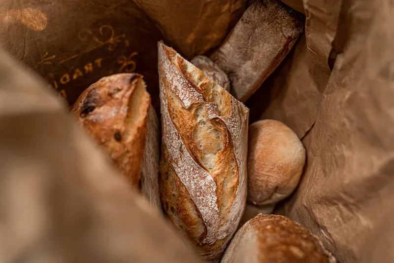 Glutenvrij stokbrood: zo bak je het en dit zijn je opties