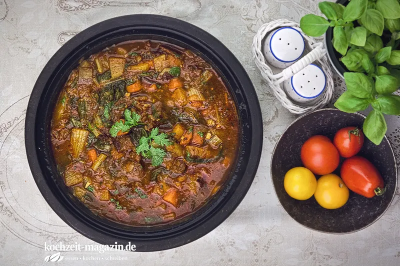 Fenjari Tajine, ein Schmorgericht mit Rind und viel Gemüse, ein herzhaftes Rezept