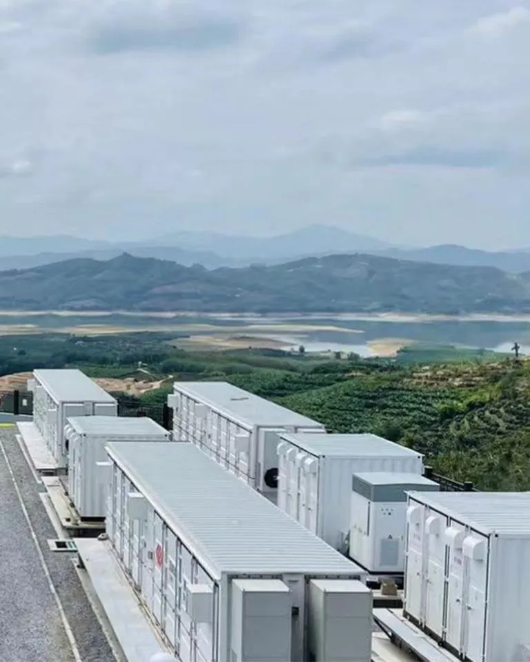 Black Start Capabilities of Utility Scale Battery Storage