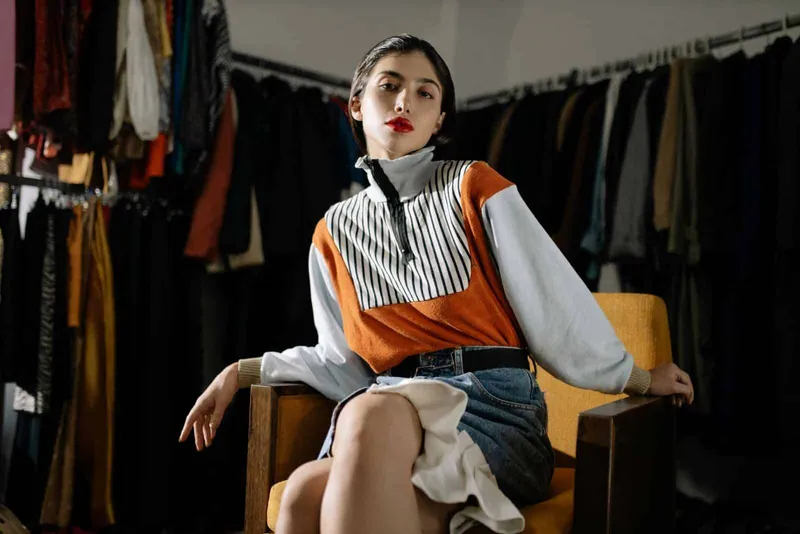 Supervivencia estilística: Cómo rescatar la ropa que «ya no te pones» sin gastar un euro.