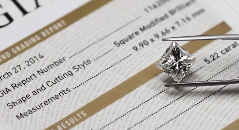 What Belongs in a Diamond Sale File? A Practical Paperwork Checklist