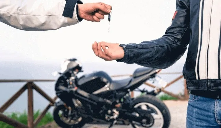 Comprehensive Two-Wheeler Insurance vs Third Party: Key Differences