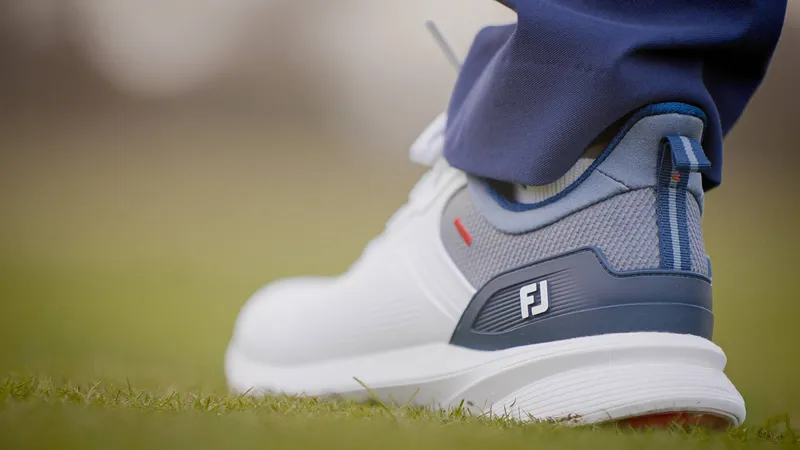 Top 10 Golfschuhe für Herren 2026 – die besten Modelle im großen Vergleich