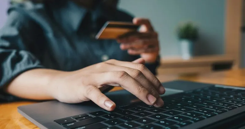 Stationärer Handel und Onlineshopping: Mit der richtigen Strategie erfolgreich in die Zukunft