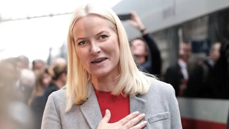 Mette-Marit Krankheit Lebenserwartung – Lungenfibrose, Symptome, Prognose und das Leben der norwegischen Kronprinzessin
