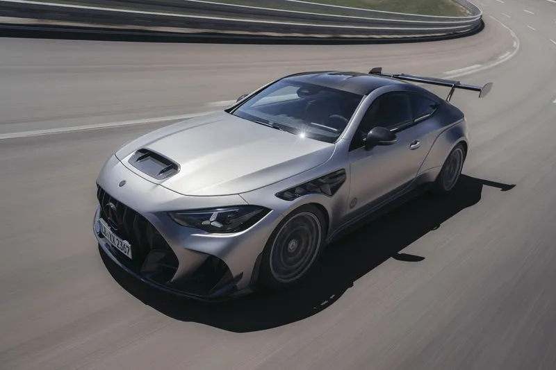 Mercedes-AMG CLE 646 Spezialanfertigung: Der Name ist Programm!