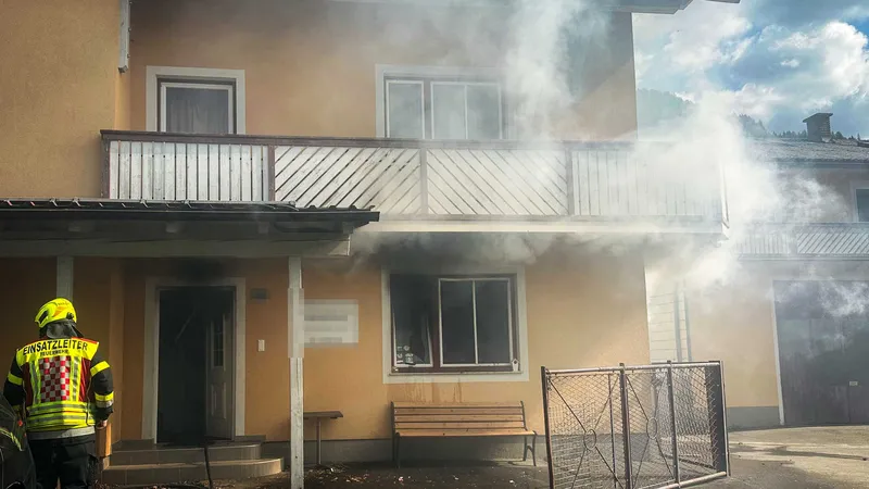 BFV Leoben: Zimmerbrand in Liesingau