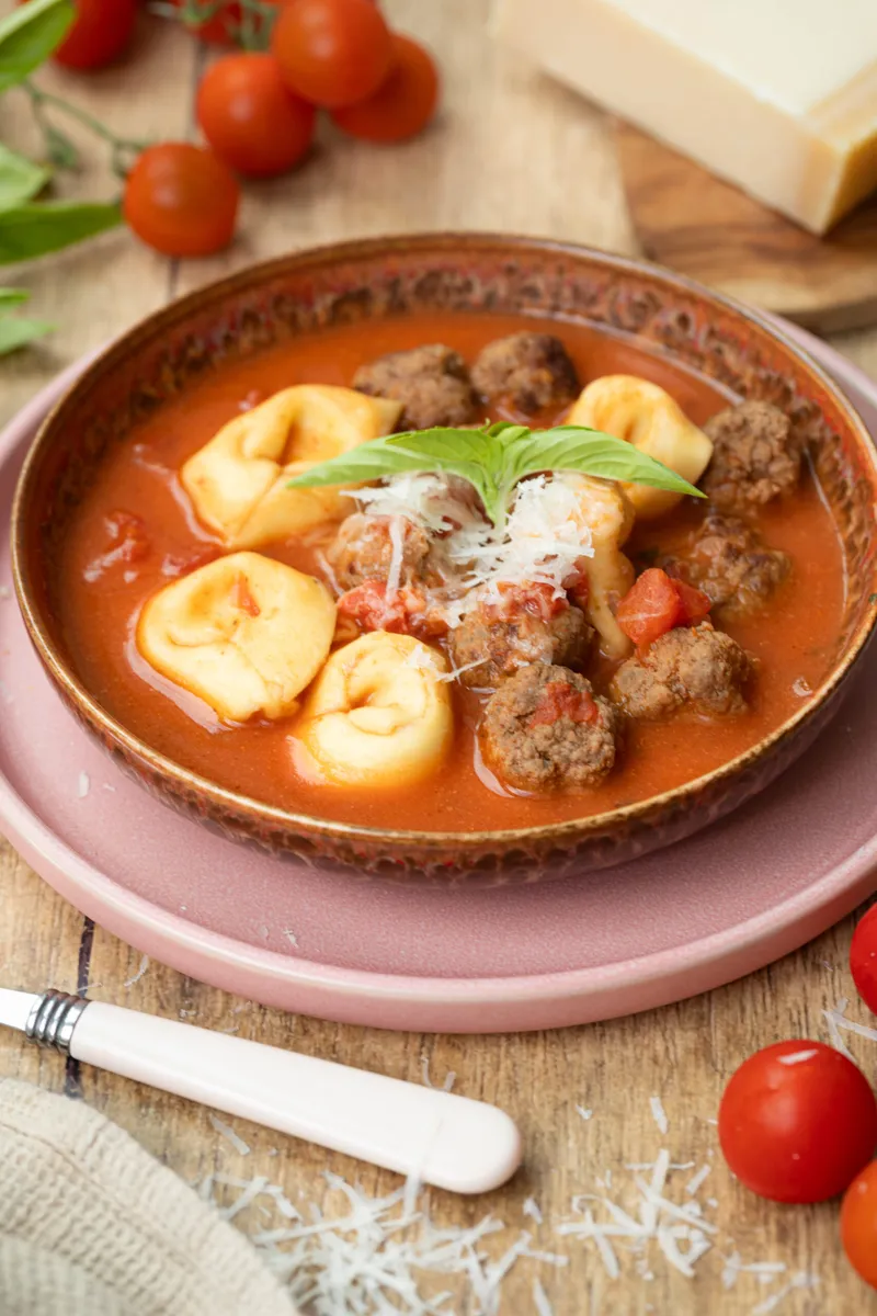 Tortellini Suppe