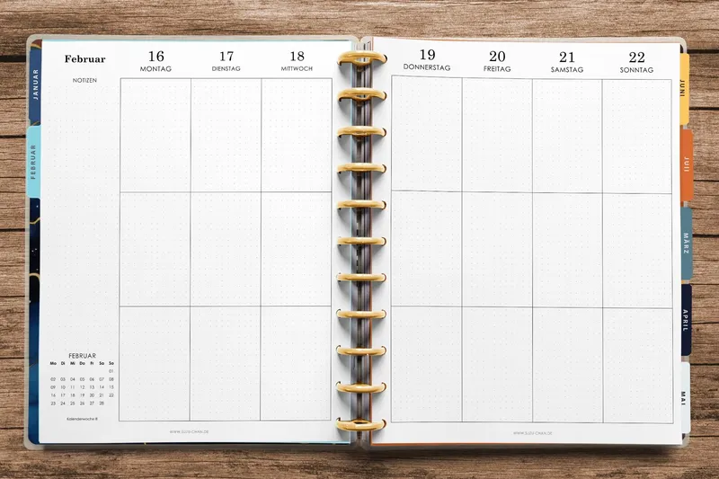 Planner Freebies – Woche auf zwei Seiten – Vertikal mit Punktraster 2026