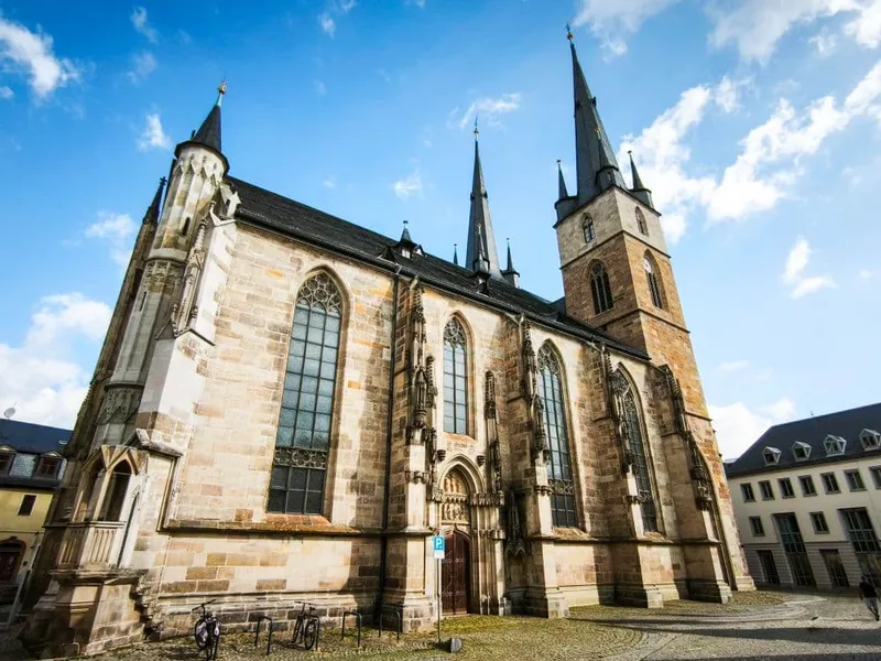 St. Johanniskirche Saalfeld: Highlights, Geschichte & Tipps