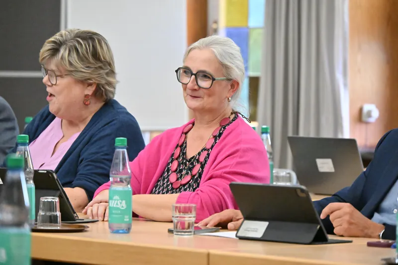 „Die schwerste Arbeit kommt erst jetzt“ – Burgdorf beschließt Integrationskonzept, Wärmeplanung und mehrere Satzungsänderungen