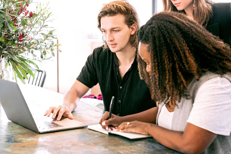 Nebenjob als Student: Mit IT- und Mathe-Nachhilfe Geld verdienen
