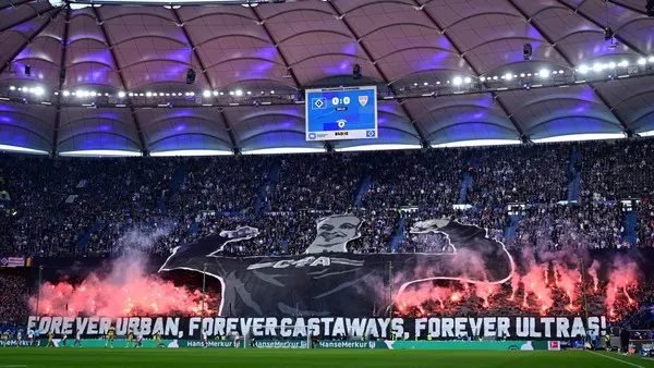 Neue Pyro-Regeln und Strafen: Was HSV-Fans jetzt wissen müssen