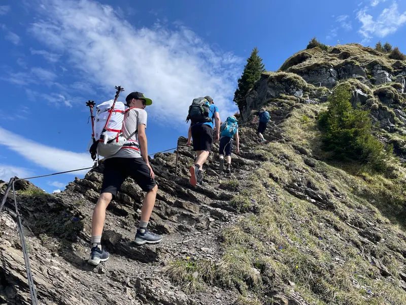 Hoher Freschen: Spannende Hüttentour über Binnelgrat und Valüragrat
