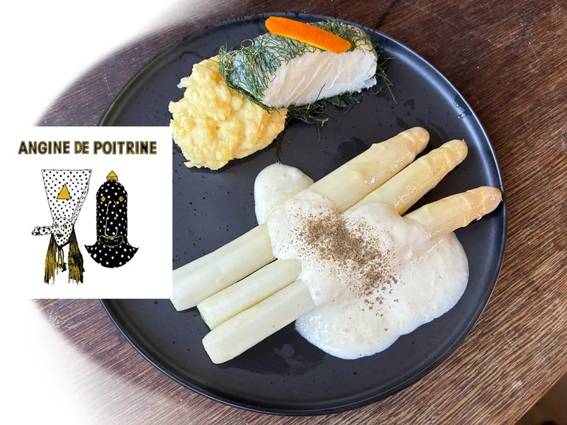 Angine de Poitrine mit Wels und Spargel