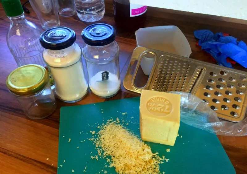 DIY Naturkosmetik & Haushaltsmittel: Meine NoPoo Rezepte für Haut, Zähne und Haushalt