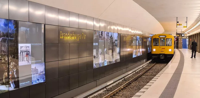 Ab durch die Mitte – Entdecke Berlin mit der U5