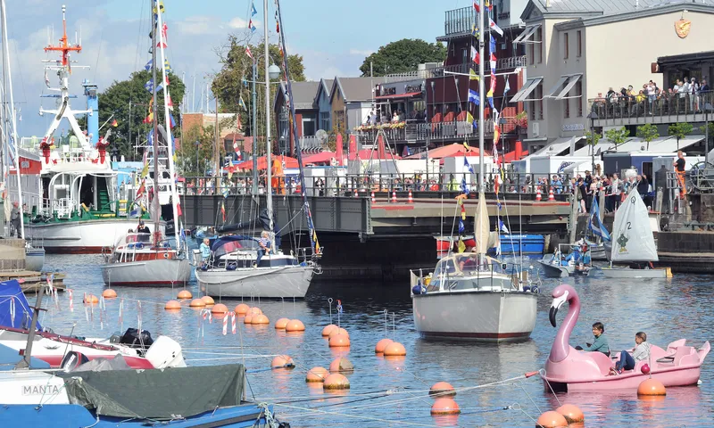 So wird das Brückenfest in Warnemünde gefeiert