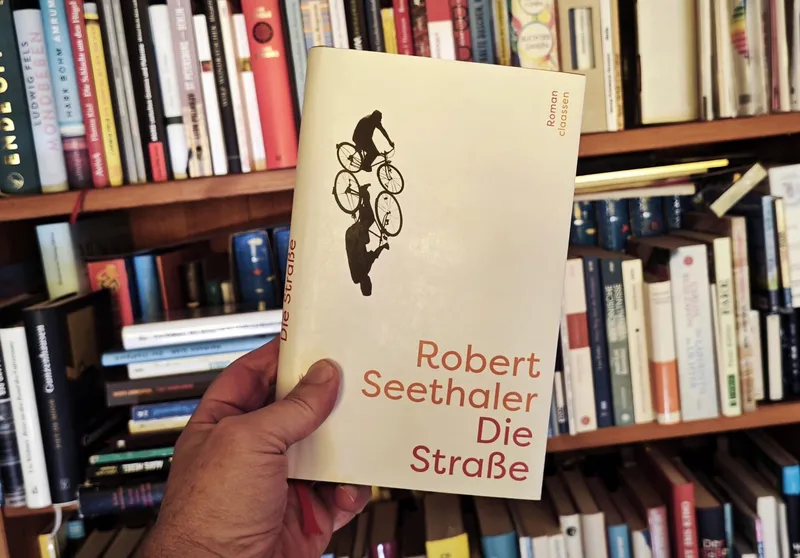 Ein Lesetipp – Robert Seethaler: Die Straße