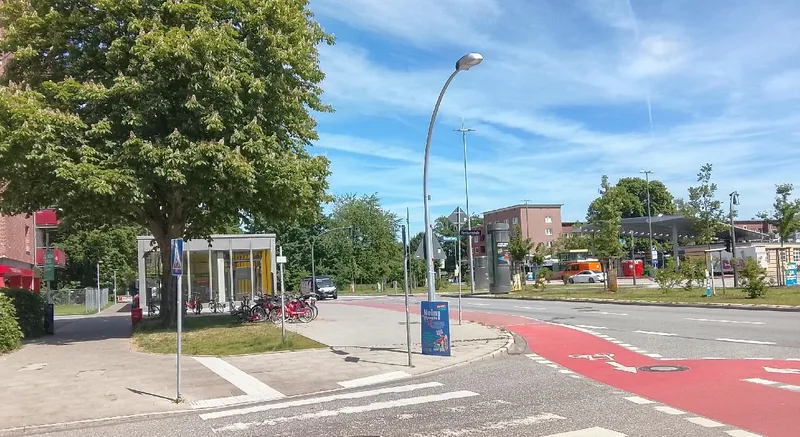 Horner Rennbahn: U-Bahnstation und Stadtteilzentrum