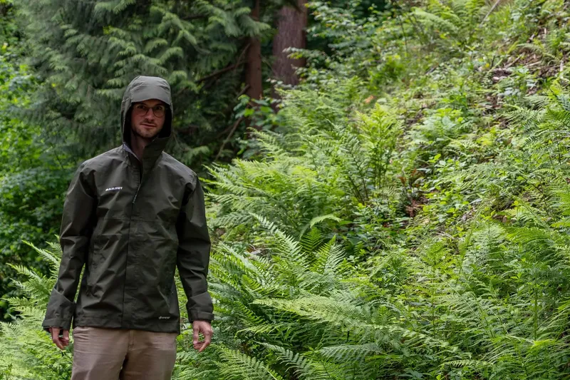 Mammut Treeline Light HS im Test: Regenjacke für alle Fälle
