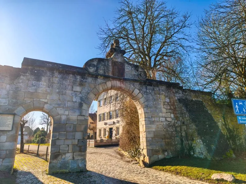 Kloster Adelberg: Staufer, Kepler und stille Waldwege