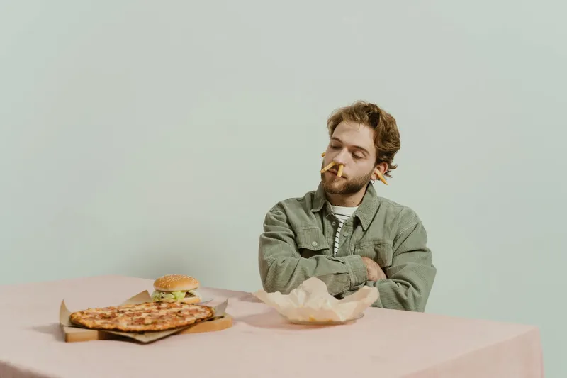 Das ewig leidige Thema: Essen im Zug, essen im Bahnhof