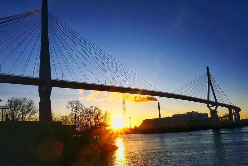 Köhlbrandbrücke Hamburg – Ein Wahrzeichen im Wandel des Hafens