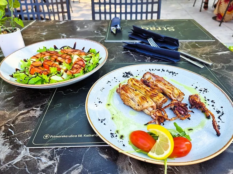 Restaurant Strada in Kaštel Gomilica