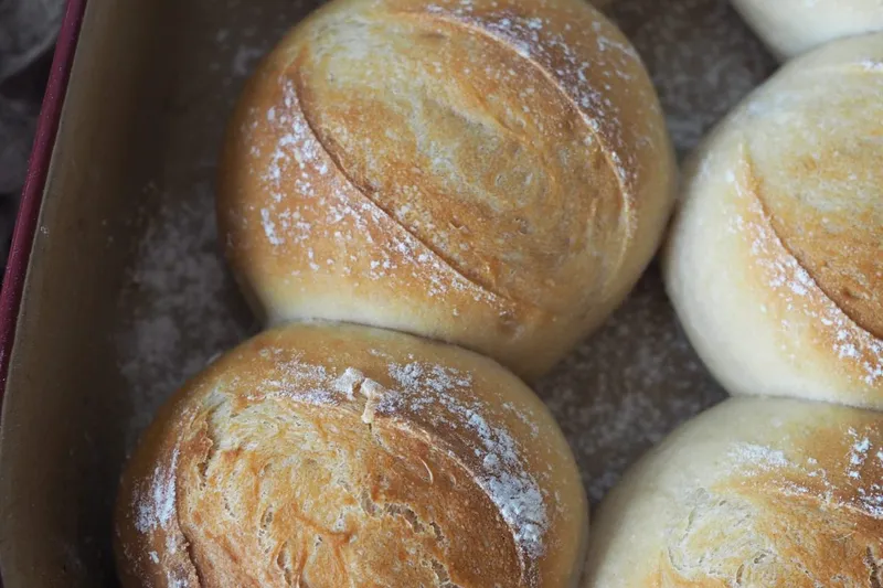 Proteinreiche Skyr-Brötchen: einfaches Rezept für Anfänger (nur 4 Zutaten)