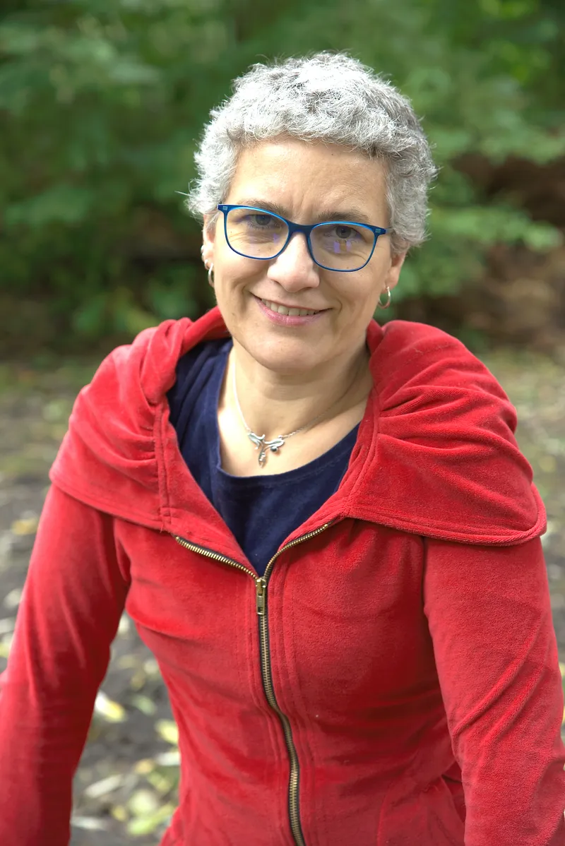 Zu Gast bei Mollys Teepause: Körper im Ausnahmezustand: ME/CFS, Trauma und der Umgang mit schweren Phasen