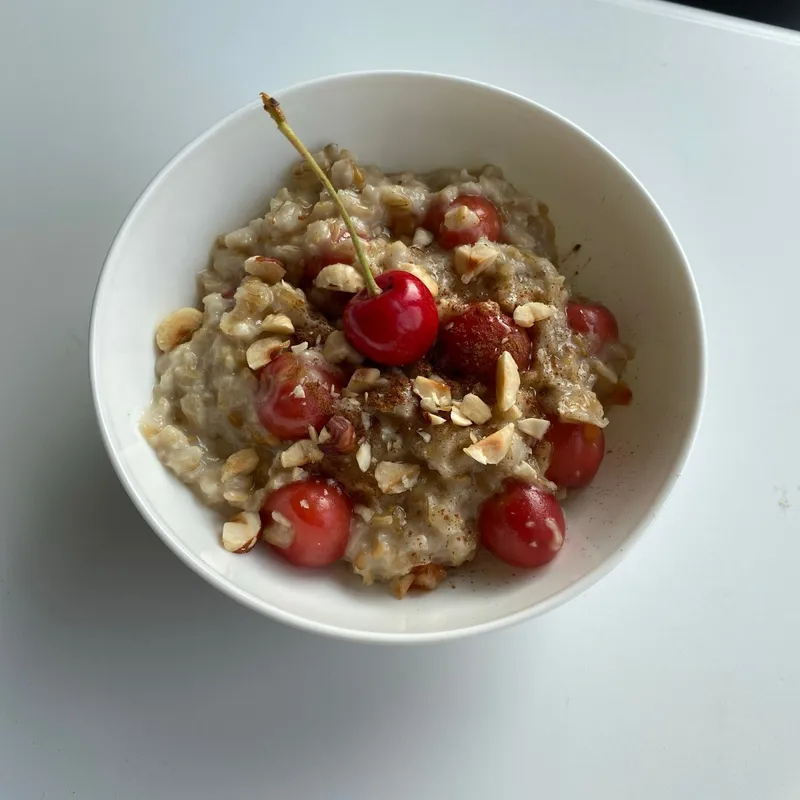 Kirsch-Kokos Porridge