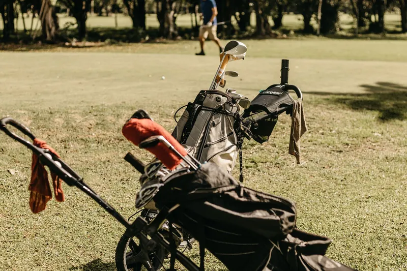Golf bei Hitze: 10 Profi-Tipps für heißes Sommerwetter 2024