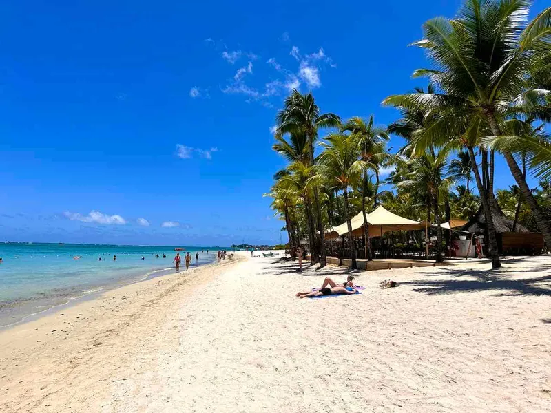 Mauritius & Rodrigues Island: Die schönsten Strände, Sehenswürdigkeiten + Tipps