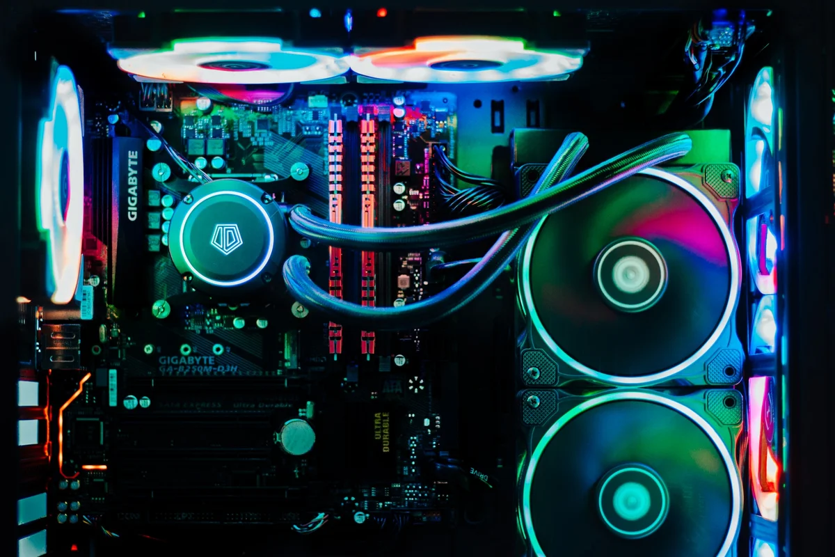 Günstige und gute Komplett Gaming-PC kaufen - Computer